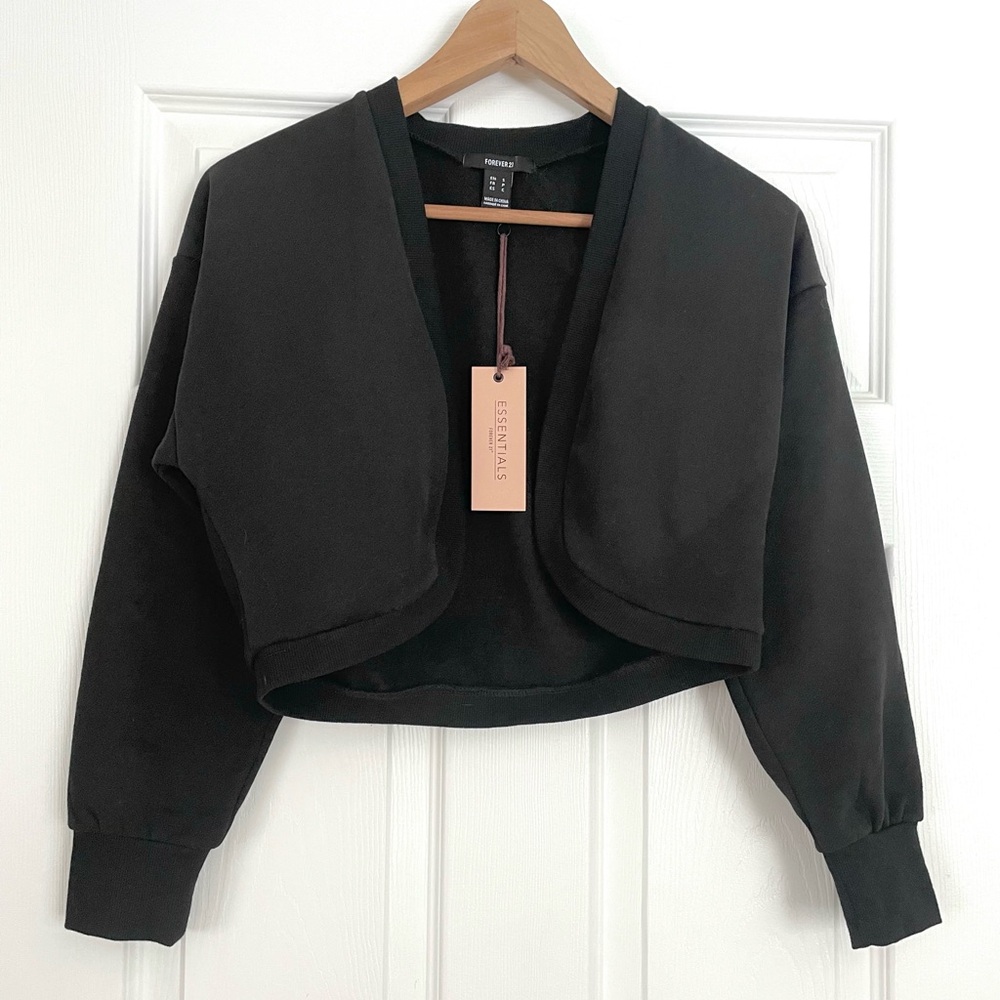 NWT Forever 21 Cropped Cardigan Size S